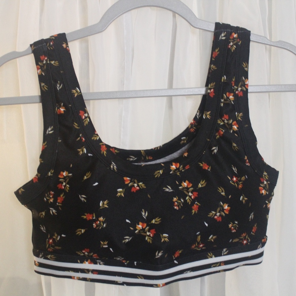 NWOT Comfy, Casual Wear It To Heart (WITH)Women's Sz (S) Sports Bra